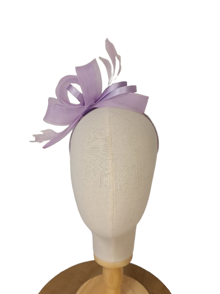 Levandulový fascinátor